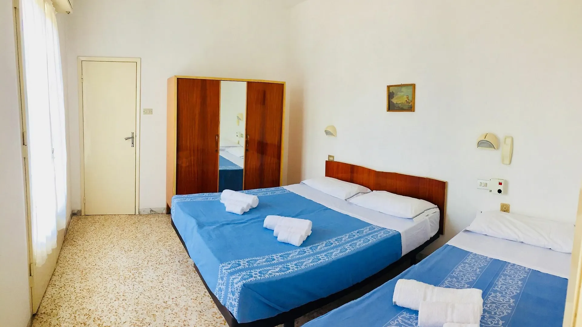 Hotel Urania à Fogliano Marina 0*,