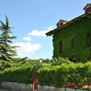 La Vecchia Quercia Bed & Breakfast