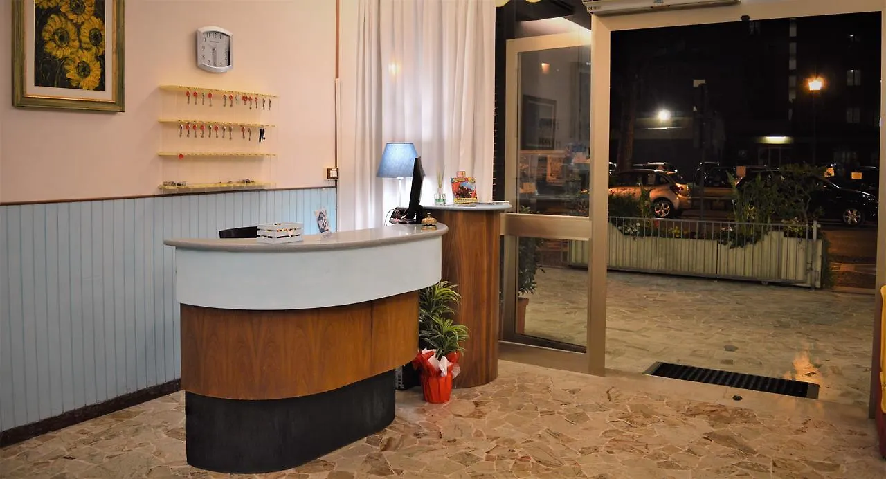 Urania Otel Fogliano Marina